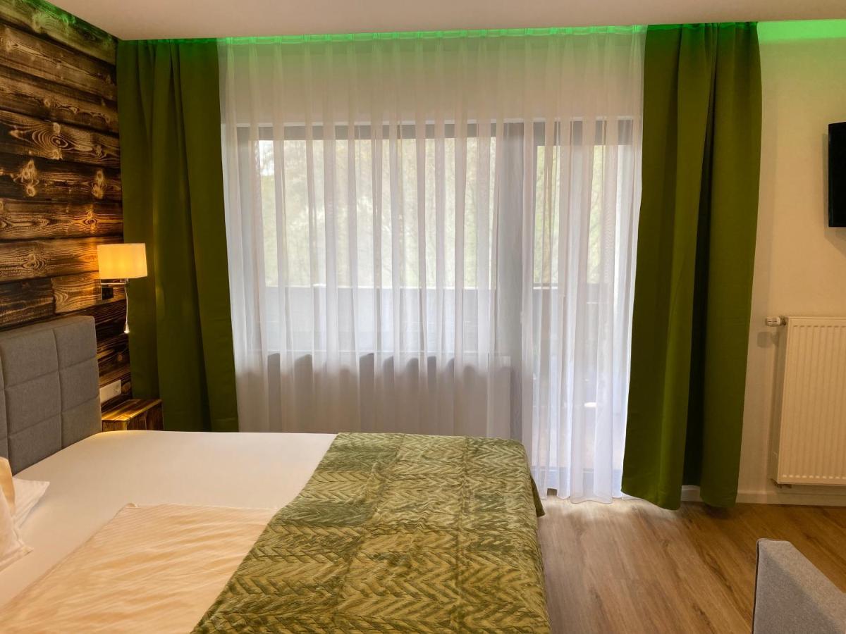 Gasthof Zur Sonne Winzenhohl Hoesbach Ngoại thất bức ảnh